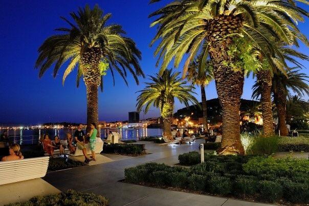 Beach Apartment Summertime Split Bagian luar foto